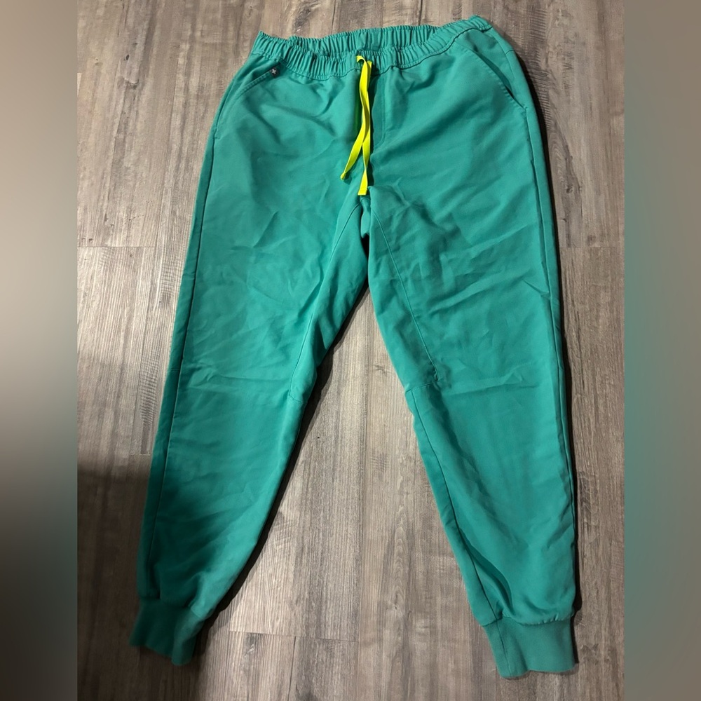 Figs  Jogger scrub pants